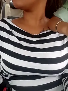 Hot Chili Coupel online show from May 2026 07:58:02 AM