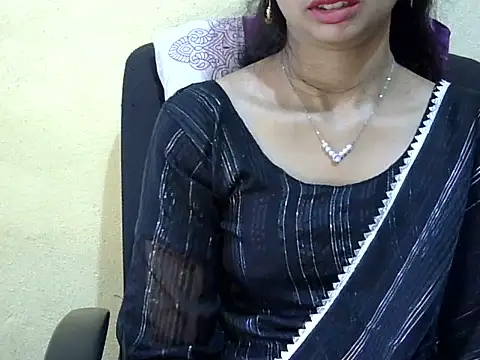 Snapshot of Rahat_S chatting on June 2026 07:06:02 AM Rahat S online show from June 2026 07:06:02 AM