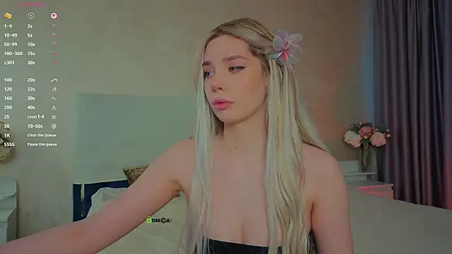 Snapshot of _sophielov chatting on June 2026 03:33:02 PM sophielov online show from June 2026 03:33:02 PM