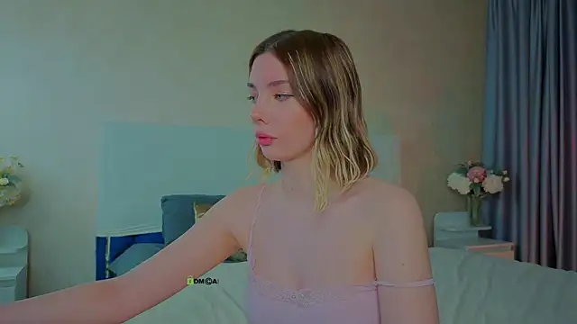  sophielov online show from May 2026 10:49:01 PM