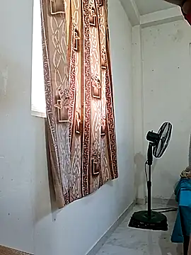 BeautyGirl sara online show from April 2026 02:58:01 AM