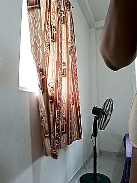 Snapshot of BeautyGirl_sara chatting on March 2026 05:03:02 AM BeautyGirl sara online show from March 2026 05:03:02 AM