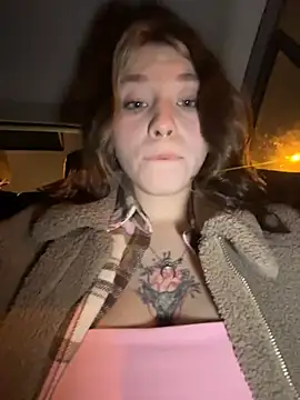 Mimiumuy online show from December 2025 02:42:02 PM