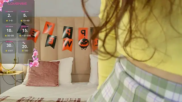 Snapshot of MaryNixon_ chatting on October 2025 05:08:01 AM MaryNixon online show from October 2025 05:08:01 AM