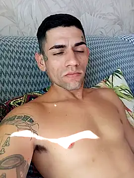 Snapshot of xirie98 chatting on September 2025 01:10:02 PM xirie98 online show from September 2025 01:10:02 PM