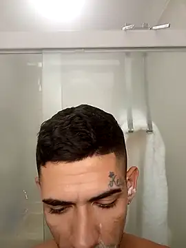 Snapshot of xirie98 chatting on October 2025 07:58:01 PM xirie98 online show from October 2025 07:58:01 PM