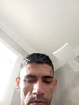 Snapshot of xirie98 chatting on December 2025 12:20:02 PM xirie98 online show from December 2025 12:20:02 PM