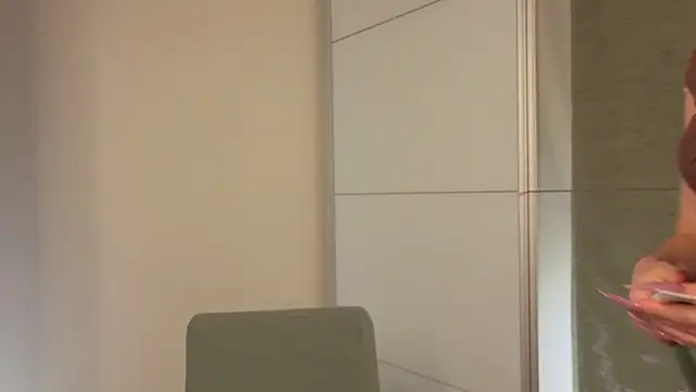 Snapshot of slyshypie chatting on November 2025 01:11:01 PM slyshypie online show from November 2025 01:11:01 PM