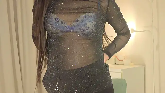 Snapshot of slyshypie chatting on November 2025 01:04:02 PM slyshypie online show from November 2025 01:04:02 PM