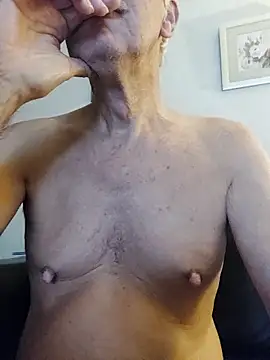 Snapshot of slaveman4you chatting on October 2025 10:42:01 PM slaveman4you online show from October 2025 10:42:01 PM