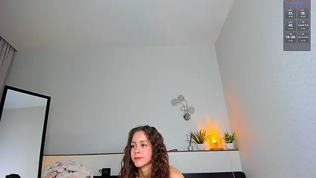 Snapshot of charlottacardi chatting on October 2025 11:31:02 AM charlottacardi online show from October 2025 11:31:02 AM