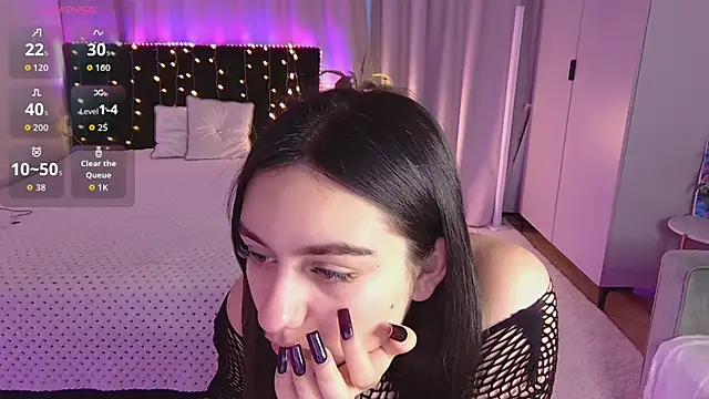 Lola Sparks online show from September 2025 04:18:01 AM