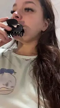 Snapshot of sarahreyess_11 chatting on November 2025 02:12:01 AM sarahreyess 11 online show from November 2025 02:12:01 AM