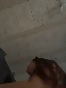 Snapshot of sarahreyess_11 chatting on December 2025 10:45:02 PM sarahreyess 11 online show from December 2025 10:45:02 PM