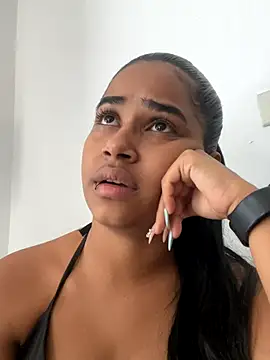 zoe evans5 online show from October 2025 01:13:01 PM