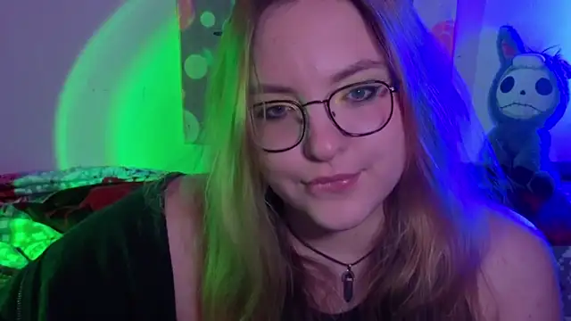 ZayaRush online show from March 2026 06:45:02 PM