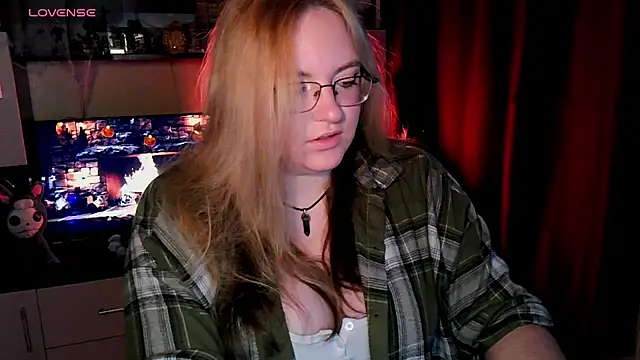 ZayaRush online show from November 2025 10:19:02 AM