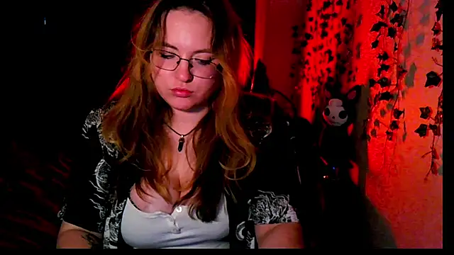 ZayaRush online show from October 2025 12:17:01 PM