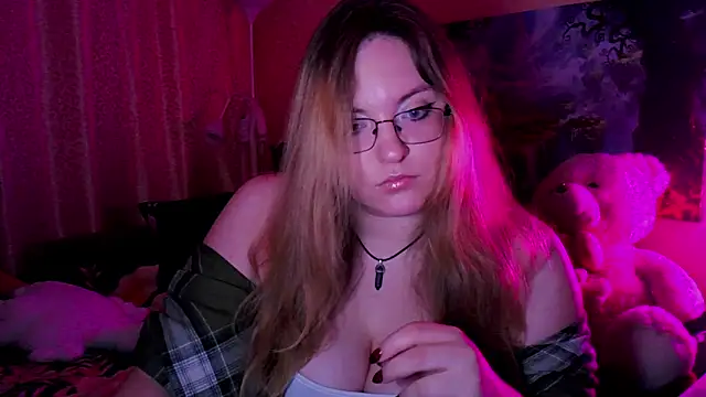 ZayaRush online show from November 2025 07:17:02 PM