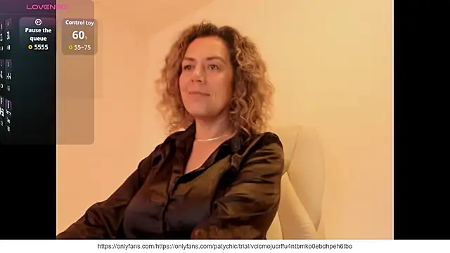 Snapshot of Paty_chic chatting on October 2025 01:30:02 PM Paty chic online show from October 2025 01:30:02 PM