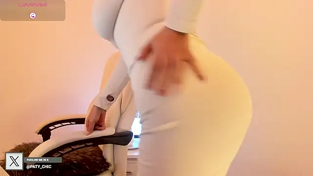 Snapshot of Paty_chic chatting on October 2025 01:41:01 PM Paty chic online show from October 2025 01:41:01 PM