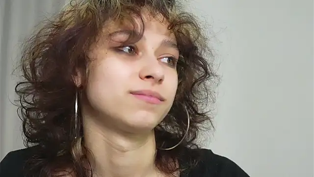 MimiLicks online show from October 2025 08:27:01 AM