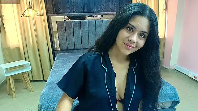 Honey Love   online show from September 2025 01:42:01 PM
