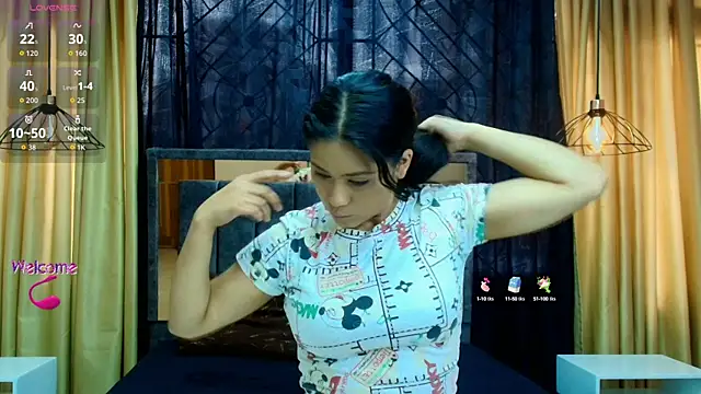 Honey Love   online show from September 2025 01:38:02 PM