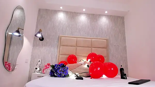 MiaaCollinss  online show from September 2025 11:04:01 PM