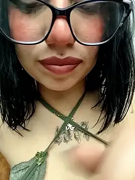 Kitty Melodi online show from September 2025 09:10:01 PM