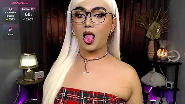 Snapshot of Kayiejuan_69 chatting on September 2025 02:40:01 PM Kayiejuan 69 online show from September 2025 02:40:01 PM