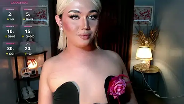 Snapshot of Kayiejuan_69 chatting on October 2025 11:49:01 PM Kayiejuan 69 online show from October 2025 11:49:01 PM