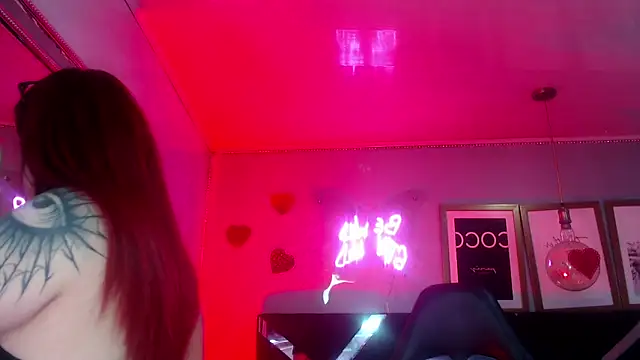 Red Bunny v online show from May 2026 01:07:01 PM