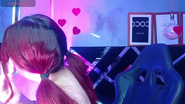 Red Bunny v online show from May 2026 01:12:02 PM