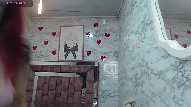 Snapshot of Red_Bunny_v chatting on October 2025 01:22:02 PM Red Bunny v online show from October 2025 01:22:02 PM