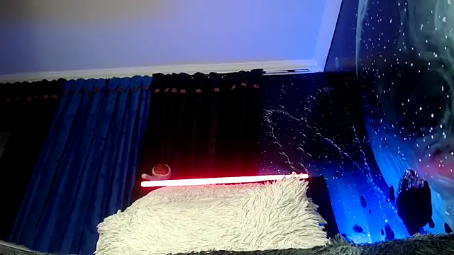 Snapshot of SemerHott chatting on December 2025 01:13:02 PM SemerHott online show from December 2025 01:13:02 PM