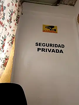 Hannah-colx online show from November 2025 06:19:01 PM