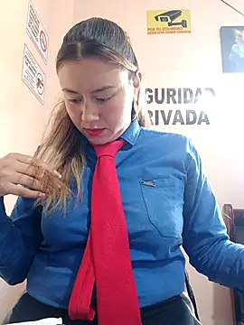 Hannah-colx online show from April 2026 04:13:02 PM