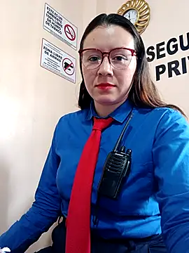 Hannah-colx online show from November 2025 04:00:01 PM