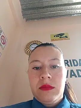 Hannah-colx online show from October 2025 01:14:02 PM