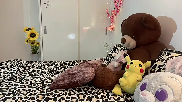 fairy hot  online show from May 2026 07:43:01 PM