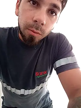 Snapshot of Lushakuiron1 chatting on November 2025 02:17:01 PM Lushakuiron1 online show from November 2025 02:17:01 PM