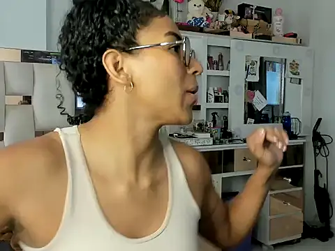 Snapshot of sexycalipso chatting on June 2026 07:41:02 PM sexycalipso online show from June 2026 07:41:02 PM