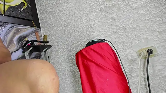 luiferrodri online show from September 2025 07:42:01 PM