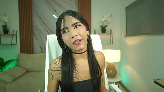 Snapshot of GiaNovak chatting on January 2026 07:39:02 PM GiaNovak online show from January 2026 07:39:02 PM