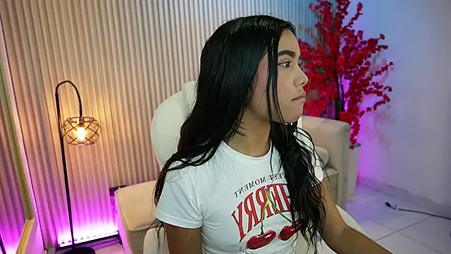 GiaNovak online show from September 2025 11:38:02 AM