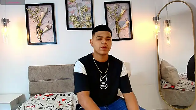 DannySamm online show from November 2025 12:28:02 PM