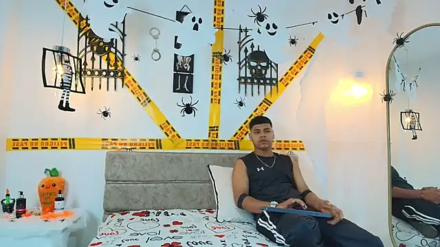 DannySamm online show from October 2025 12:04:01 PM