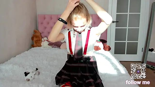 Pink Lila18 online show from October 2025 08:27:02 AM