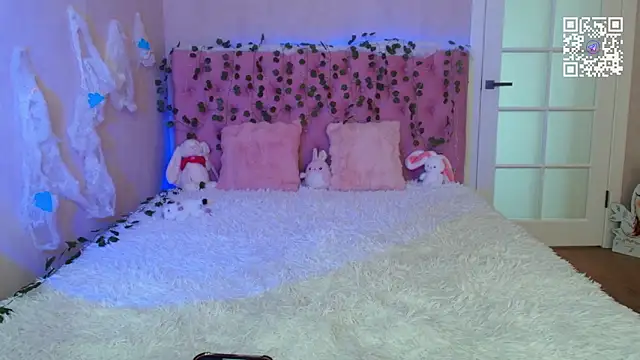 Snapshot of Pink_Lila18 chatting on February 2026 03:38:02 AM Pink Lila18 online show from February 2026 03:38:02 AM